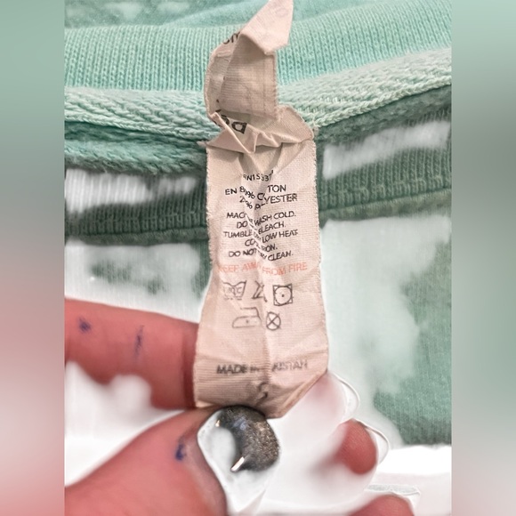 Seafoam graphic sweatshirt with pink cat - size small - Picture 4 of 5